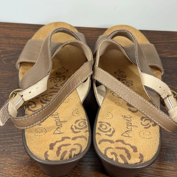 Propet Womens 2” wedge heel khaki leather sandal size 10 - Picture 7 of 8